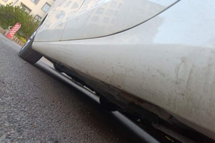 Used Brilliance H530 2012 1.6L Automatic Comfort with Sunroof Chassis Rear Left
