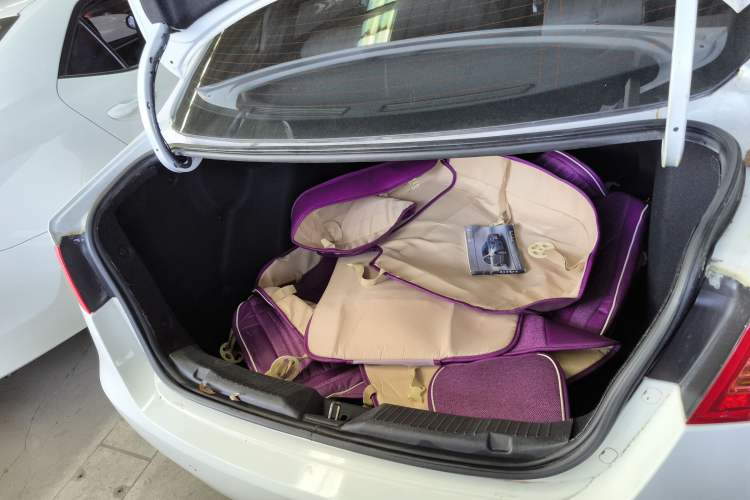 Used Brilliance H530 2012 1.5T Automatic Luxury Edition Trunk