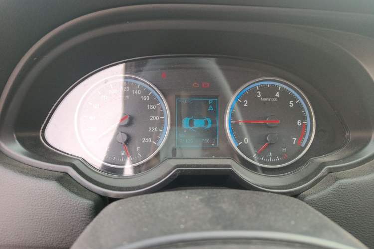 Used Brilliance H530 2014 1.5T Automatic Elite Version Instrument Cluster