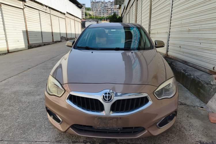 Used Brilliance H530 2014 1.6L Automatic Luxury Model Front