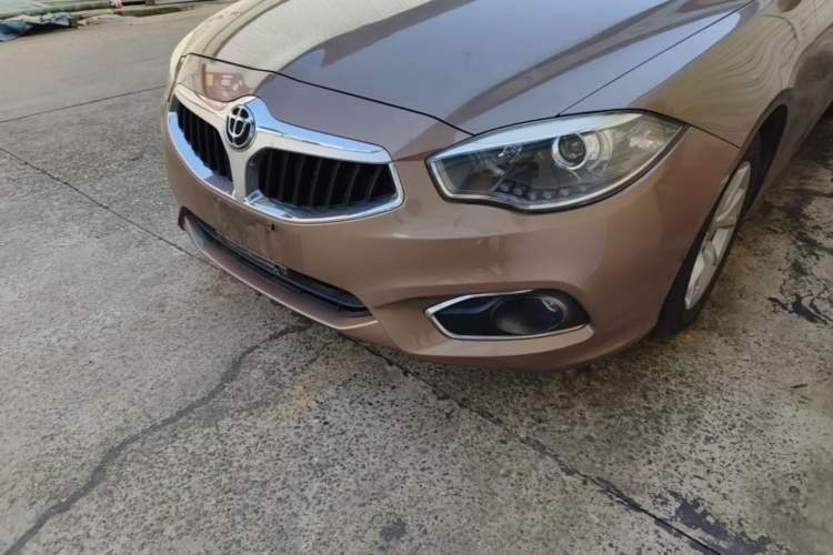 Used Brilliance H530 2014 1.6L Automatic Luxury Model Left Front Headlight