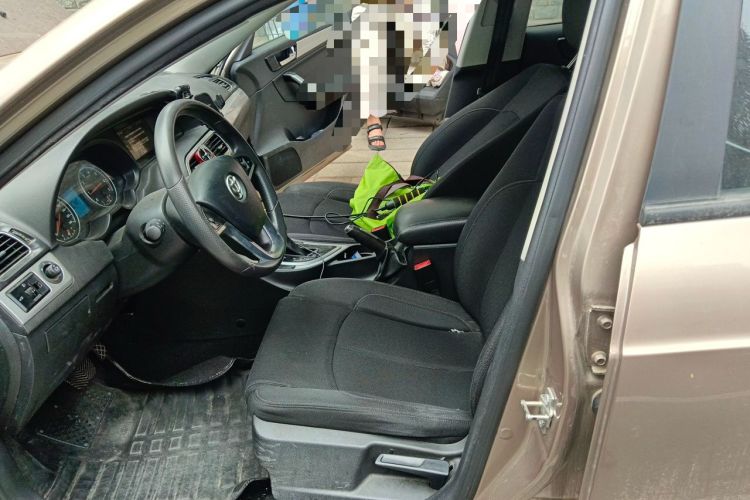 Used Brilliance H530 2014 1.5T Automatic Elite Version Left Front Seat