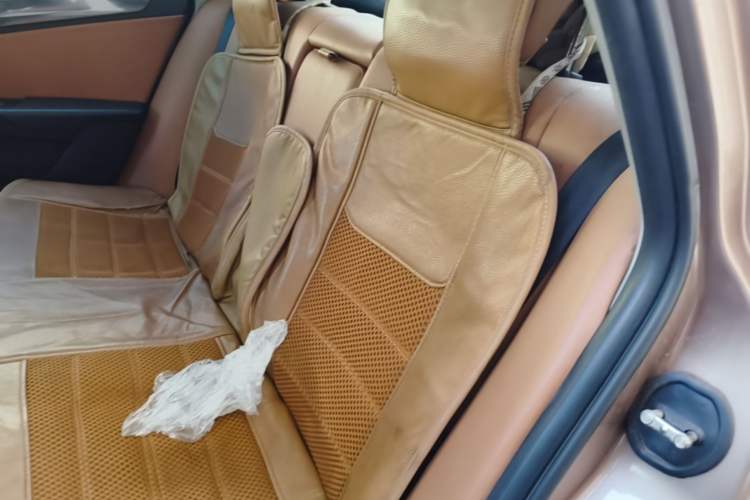 Used Brilliance H530 2014 1.6L Automatic Luxury Model Left Rear Seat