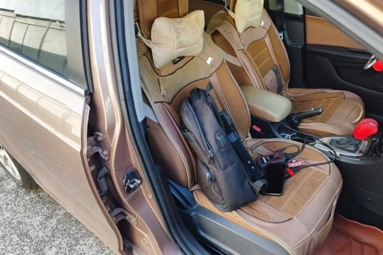 Used Brilliance H530 2014 1.6L Automatic Luxury Model Right Front Seat