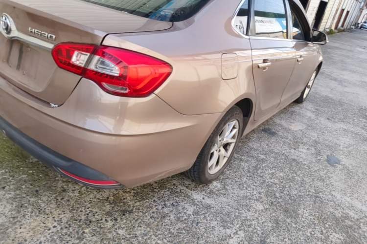 Used Brilliance H530 2014 1.6L Automatic Luxury Model Right Rear Taillight