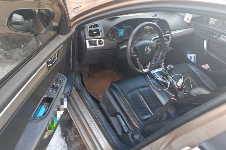 Used Brilliance H530 2014 1.5T Automatic Elite Version Driver Seat