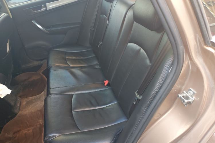 Used Brilliance H530 2014 1.5T Automatic Elite Version Left Rear Seat
