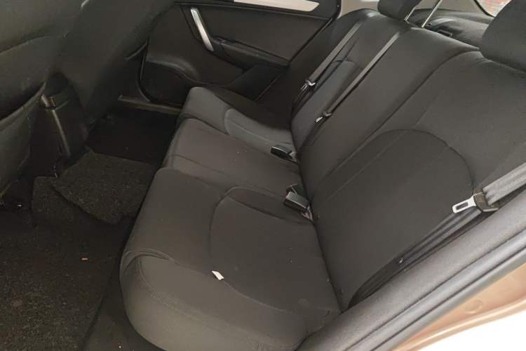 Used Brilliance H530 2014 1.5T Automatic Elite Version Left Rear Seat