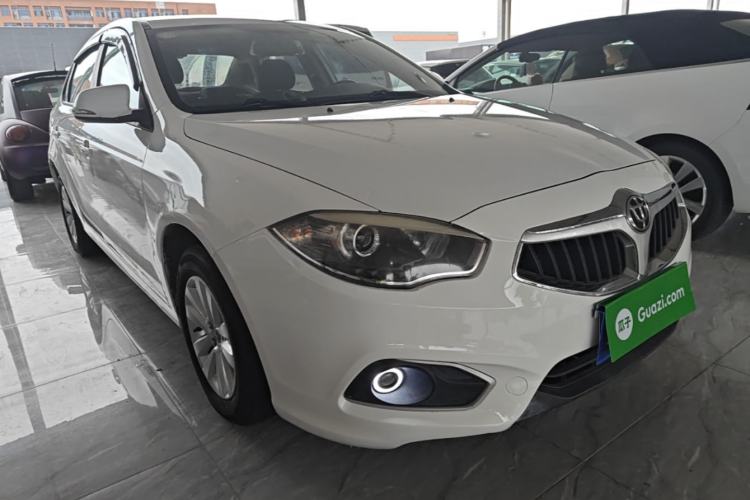 Used Brilliance H530 2014 1.6L Automatic Comfort Model Front Right 45 Deg