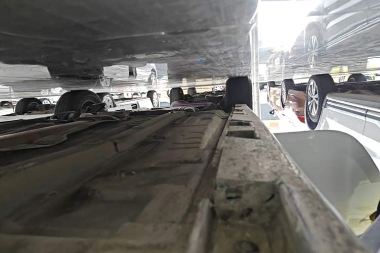 Used Brilliance H530 2014 1.6L Automatic Comfort Model Right Side Sill
