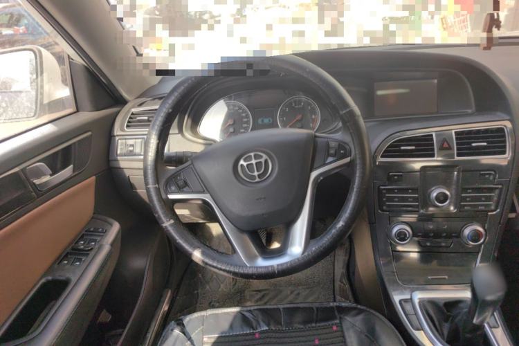 Used Brilliance H530 2014 1.6L Manual Luxury Model Steering Wheel