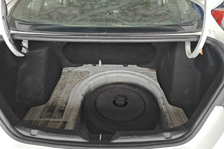 Used Brilliance H530 2014 1.6L Automatic Comfort Model Trunk