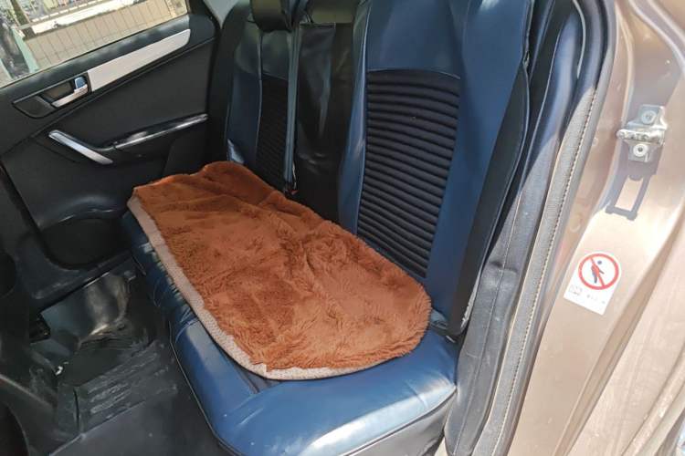 Used Brilliance H530 2014 1.5T Automatic Elite Version Left Rear Seat
