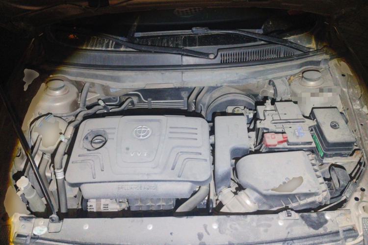 Used Brilliance H530 2017 1.6L Automatic Comfort Model Engine Bay