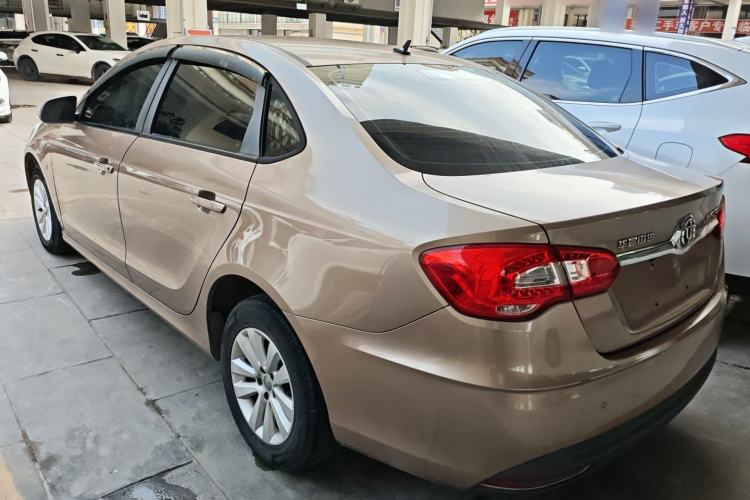 Used Brilliance H530 2017 1.6L Automatic Comfort Model Exterior 2