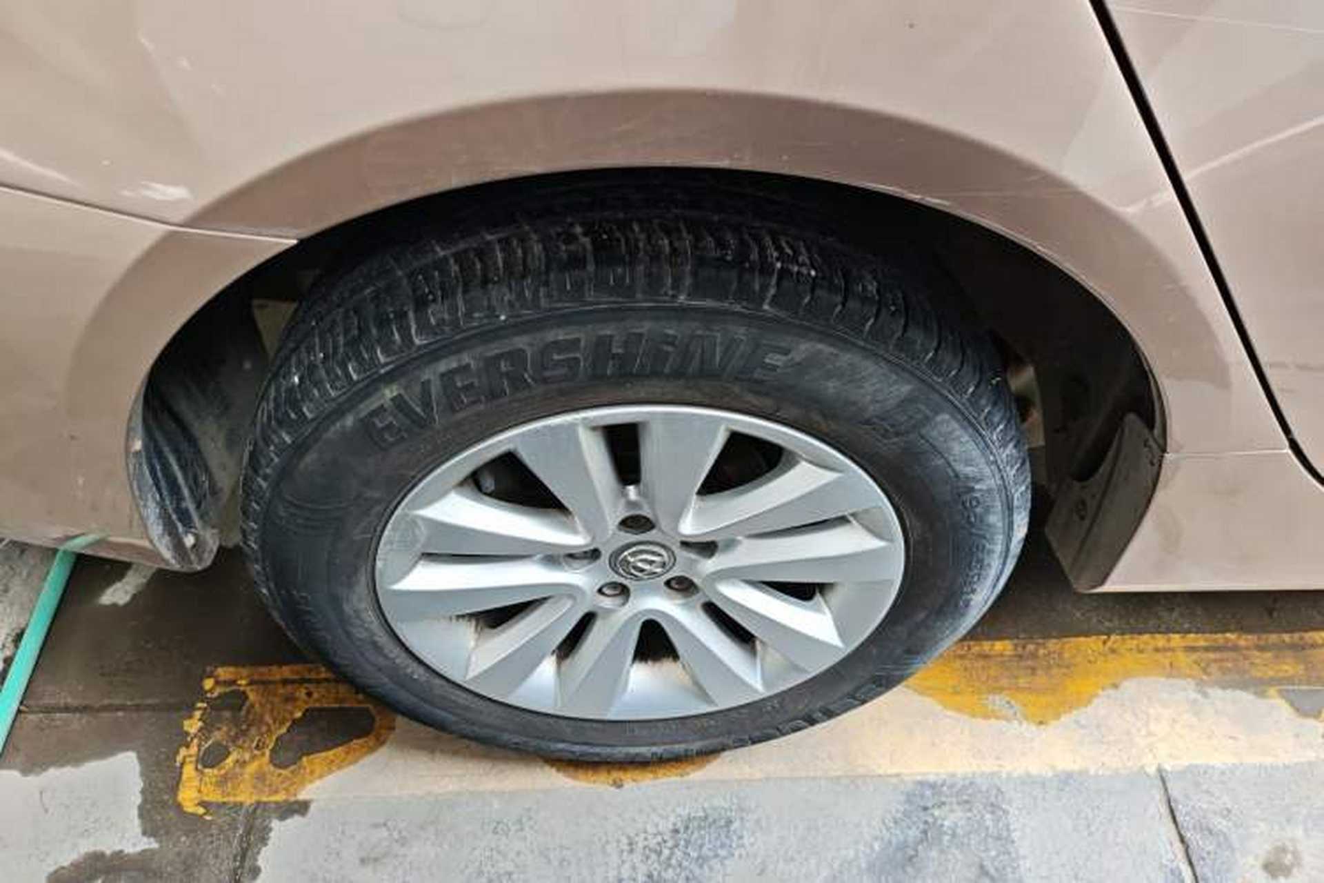 Used Brilliance H530 2017 1.6L Automatic Comfort Model Exterior 5