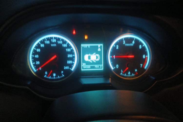 Used Brilliance H530 2017 1.6L Automatic Comfort Model Instrument Cluster