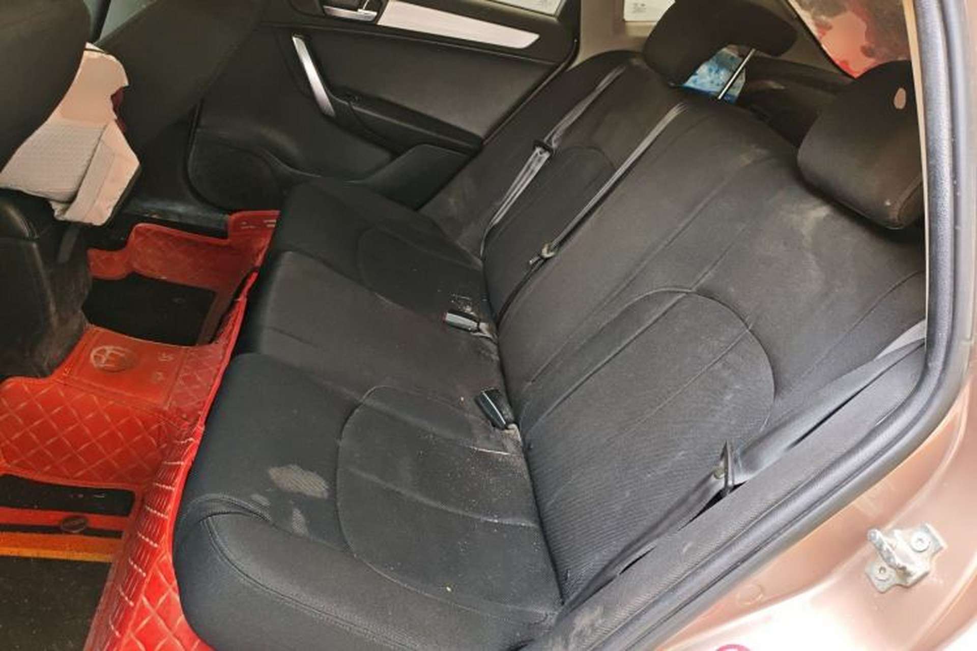 Used Brilliance H530 2017 1.6L Automatic Comfort Model Left Rear Seat