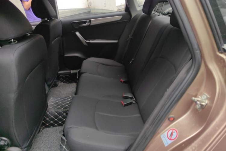 Used Brilliance H530 2017 1.6L Automatic Comfort Model Left Rear Seat