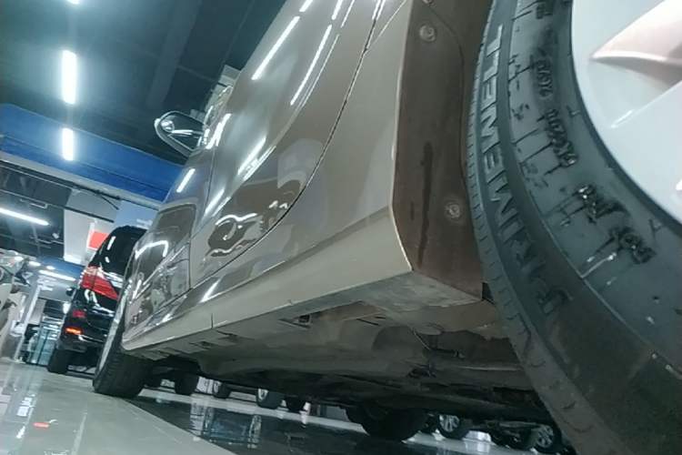 Used Brilliance H530 2017 1.6L Automatic Comfort Model Left Side Sill