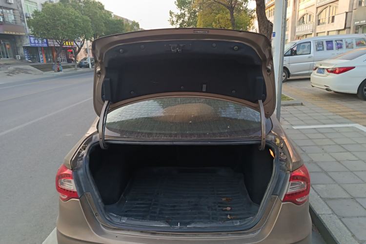Used Brilliance H530 2017 1.6L Automatic Comfort Model Trunk