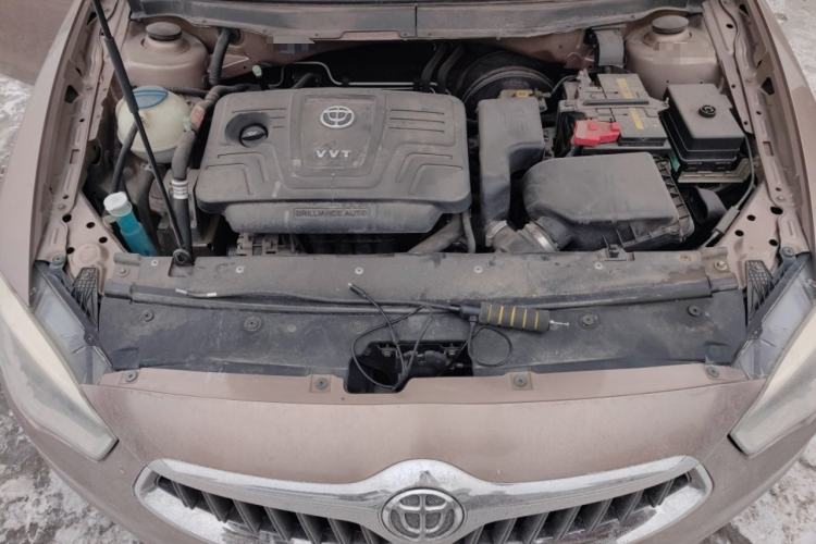 Used Brilliance H530 2017 1.6L Automatic Comfort Model Engine Bay
