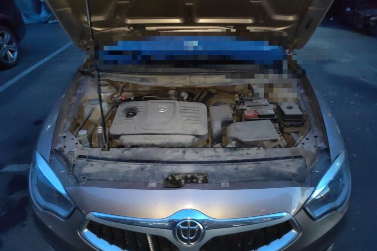 Used Brilliance H530 2017 1.6L Automatic Comfort Model Engine Bay