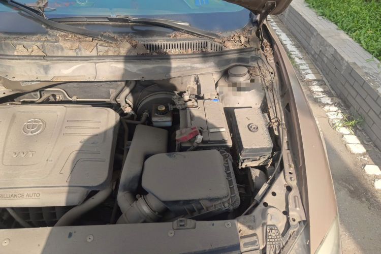 Used Brilliance H530 2017 1.6L Automatic Comfort Model Engine Bay Left