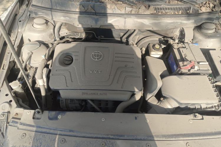 Used Brilliance H530 2017 1.6L Automatic Comfort Model Engine Bay