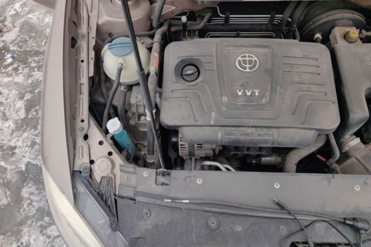 Used Brilliance H530 2017 1.6L Automatic Comfort Model Engine Bay Right