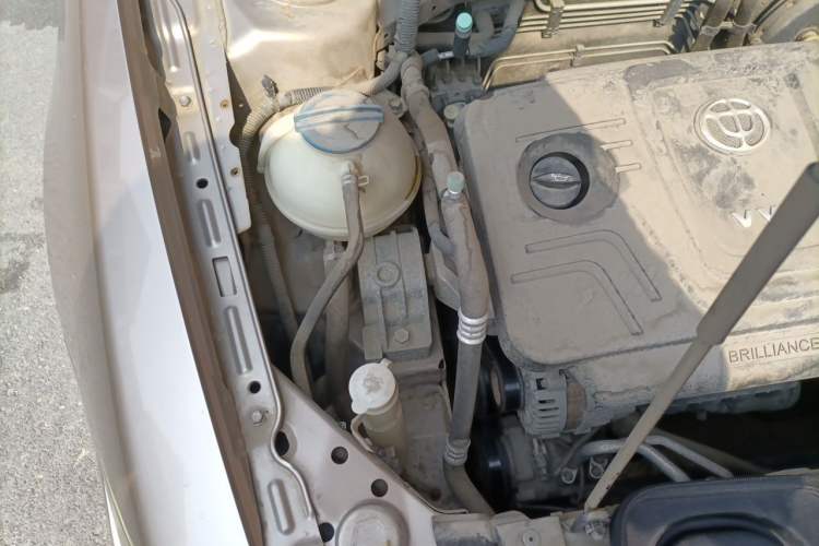 Used Brilliance H530 2017 1.6L Automatic Comfort Model Engine Bay Right