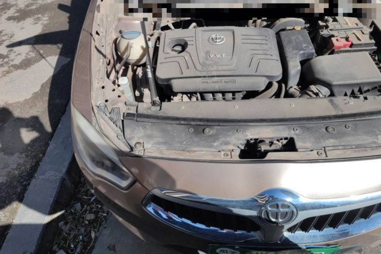 Used Brilliance H530 2017 1.6L Automatic Comfort Model Engine Bay Right