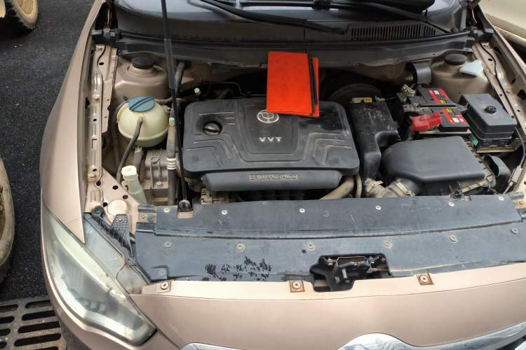 Used Brilliance H530 2017 1.6L Automatic Comfort Model Engine Bay Right