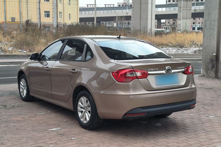 Used Brilliance H530 2017 1.6L Automatic Comfort Model Exterior 5