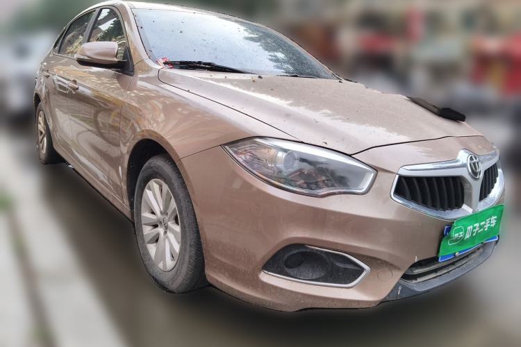 Used Brilliance H530 2017 1.6L Automatic Comfort Model Front Right 45 Deg