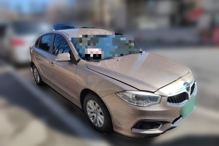 Used Brilliance H530 2017 1.6L Automatic Comfort Model Front Right 45 Deg