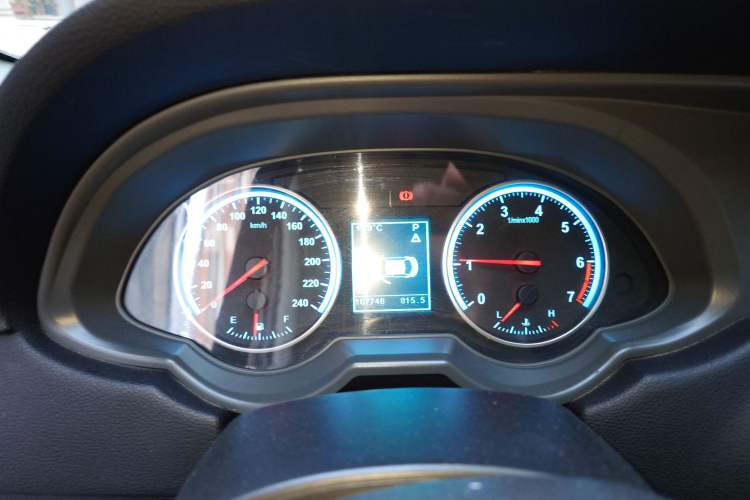 Used Brilliance H530 2017 1.6L Automatic Comfort Model Instrument Cluster