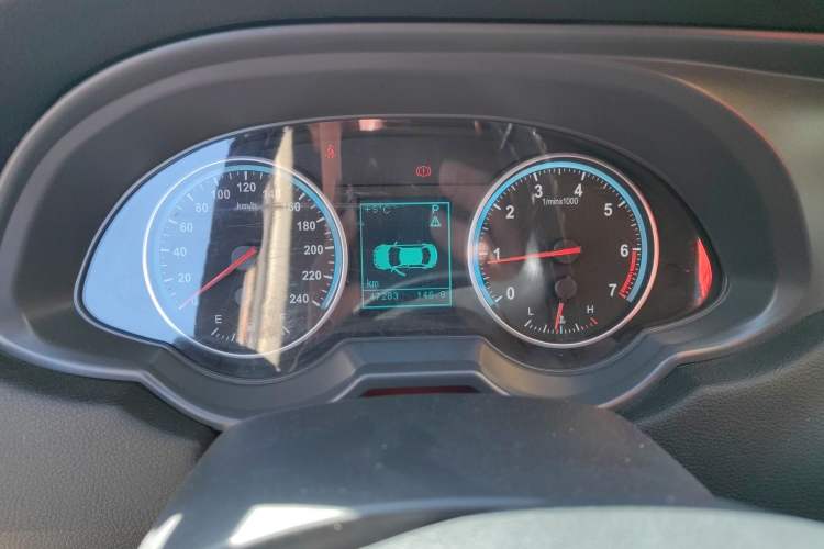 Used Brilliance H530 2017 1.6L Automatic Comfort Model Instrument Cluster