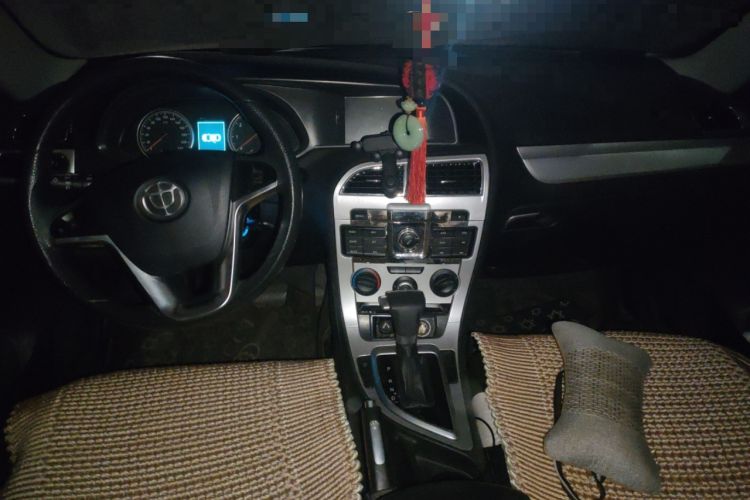 Used Brilliance H530 2017 1.6L Automatic Comfort Model Interior 2