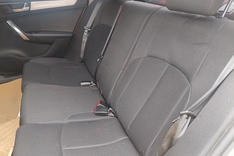 Used Brilliance H530 2017 1.6L Automatic Comfort Model Left Rear Seat