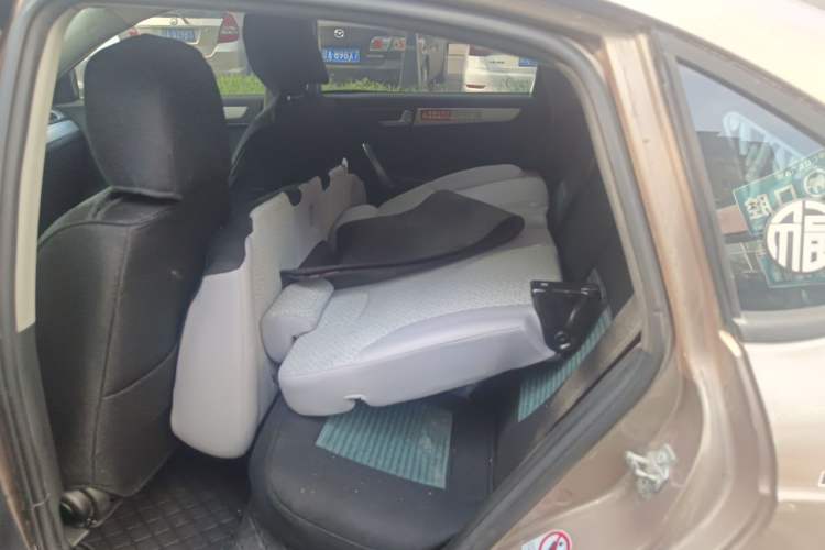 Used Brilliance H530 2017 1.6L Automatic Comfort Model Left Rear Seat