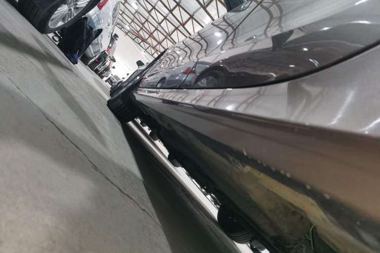 Used Brilliance H530 2017 1.6L Automatic Comfort Model Left Side Sill