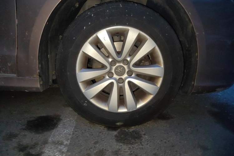 Used Brilliance H530 2017 1.6L Automatic Comfort Model Right Front Wheel Hub