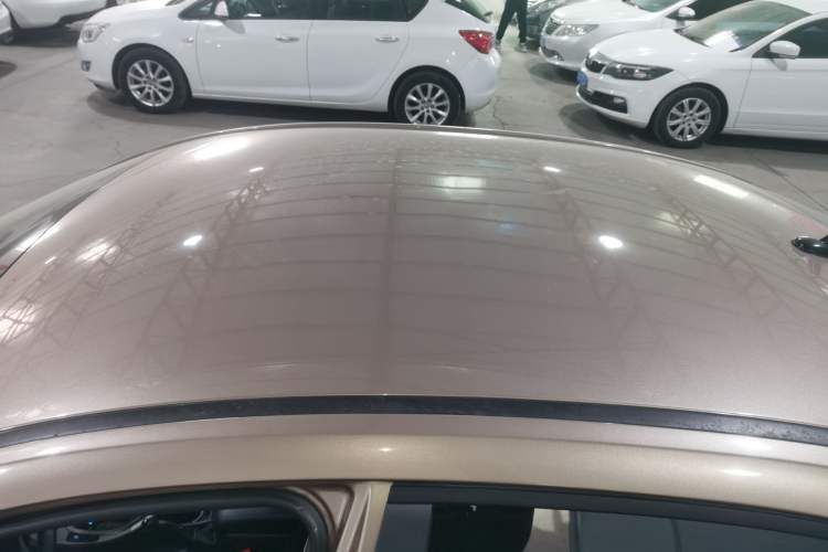 Used Brilliance H530 2017 1.6L Automatic Comfort Model Roof