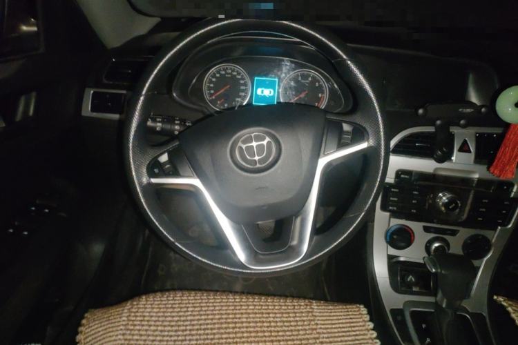 Used Brilliance H530 2017 1.6L Automatic Comfort Model Steering Wheel