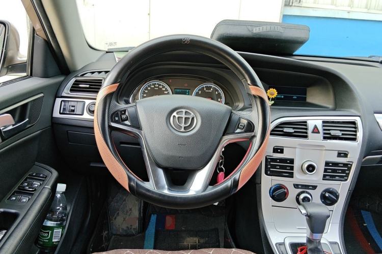 Used Brilliance H530 2017 1.6L Automatic Comfort Model Steering Wheel