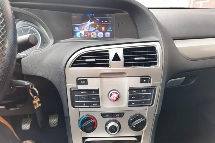 Used Brilliance H530 2017 1.6L Manual Comfort Model Audio And AC Panel