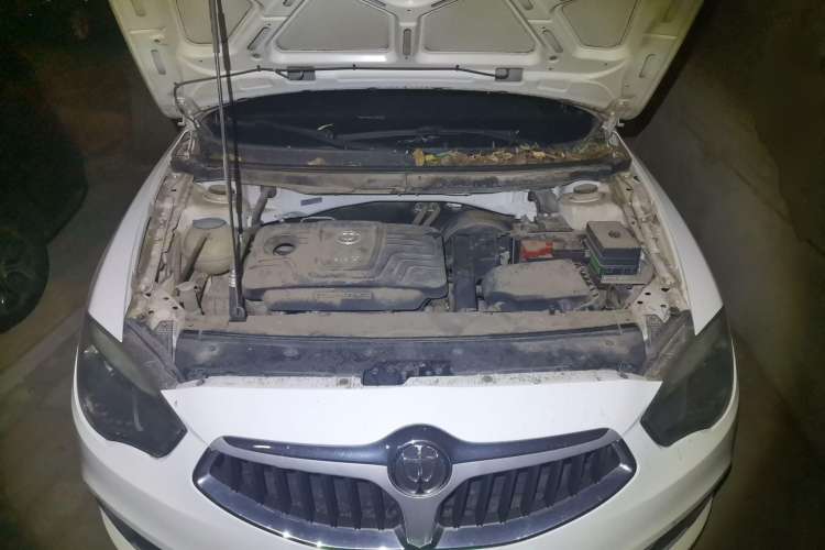 Used Brilliance H530 2017 1.6L Automatic Comfort Model Engine Bay
