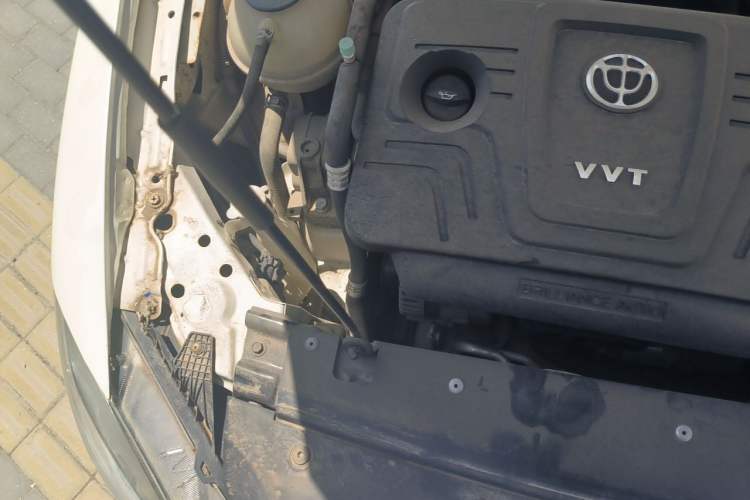 Used Brilliance H530 2017 1.6L Manual Comfort Model Engine Bay Right