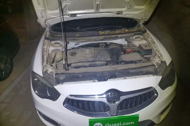 Used Brilliance H530 2017 1.6L Automatic Comfort Model Engine Bay Right